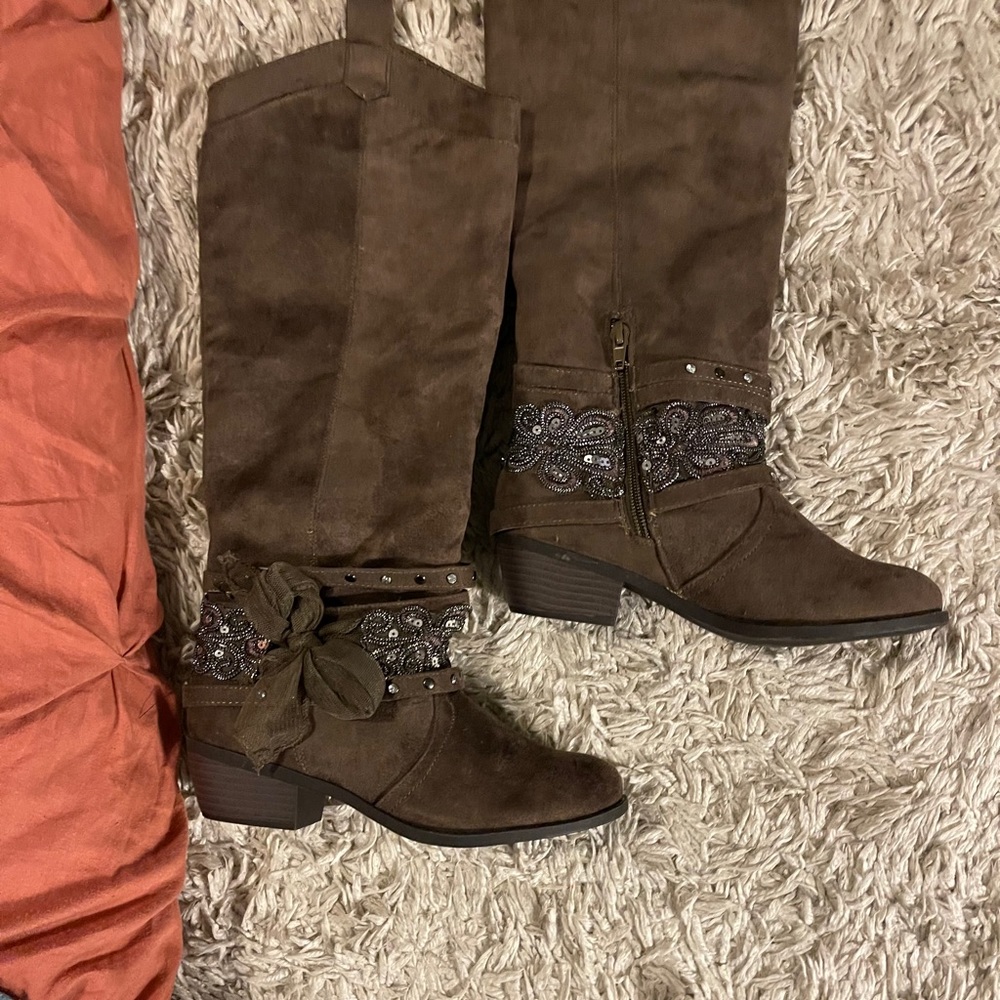 Women’s boots